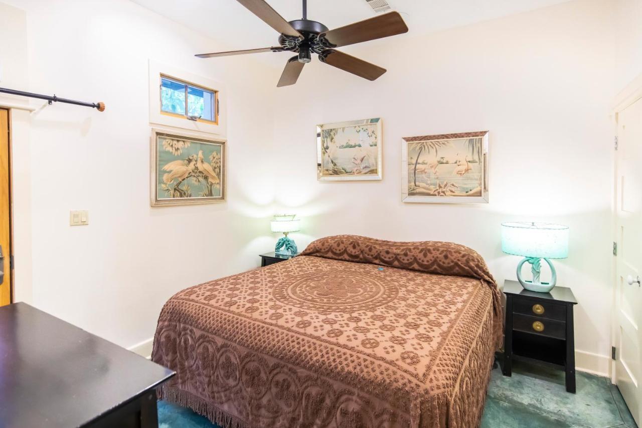 Hibiscus Coffee & Guesthouse Grayton Beach Luaran gambar