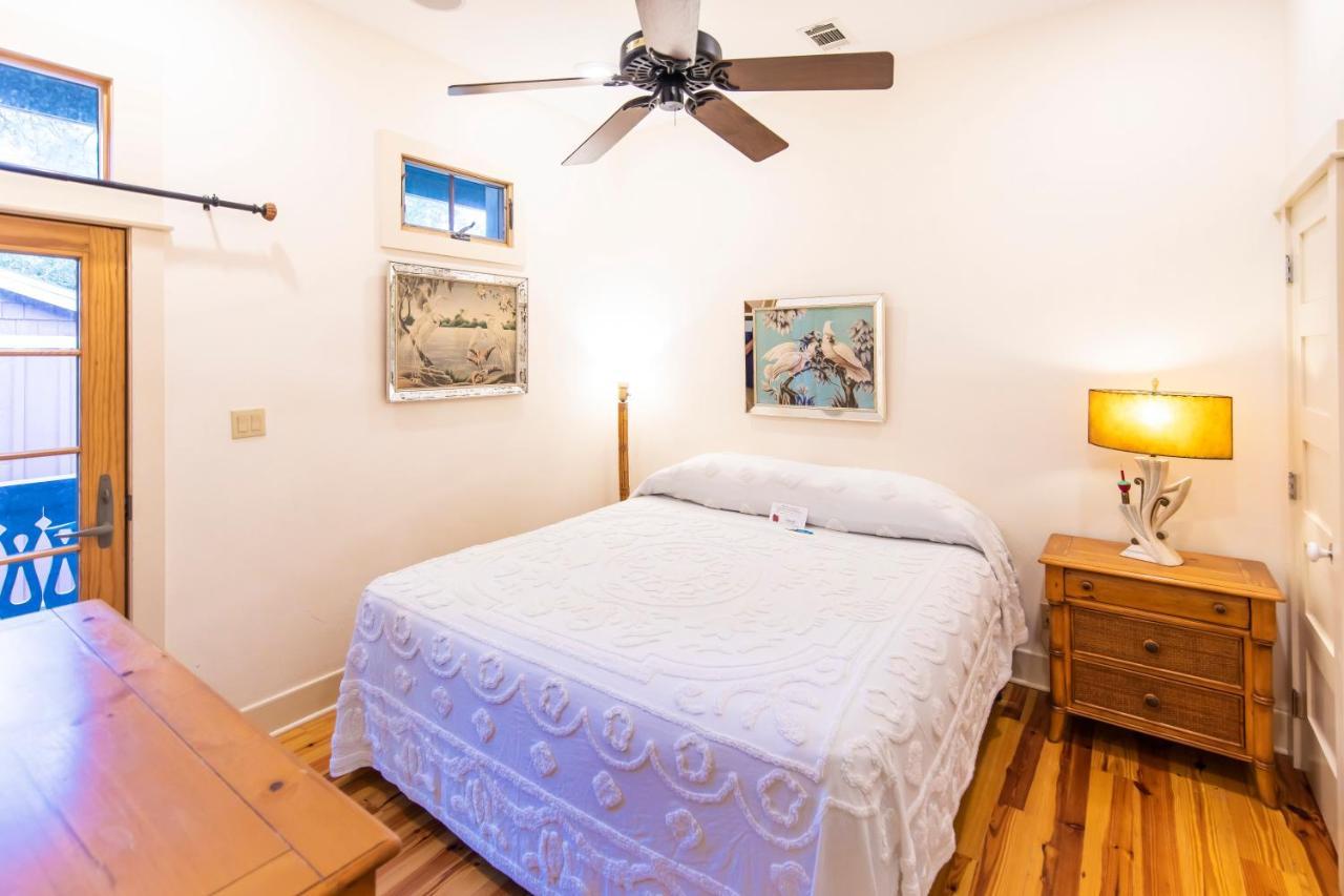 Hibiscus Coffee & Guesthouse Grayton Beach Luaran gambar