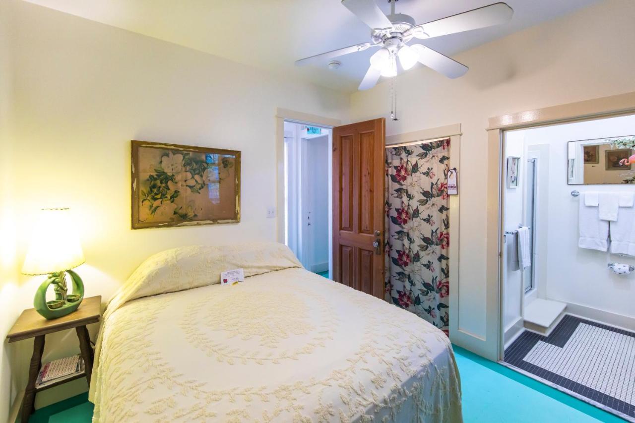Hibiscus Coffee & Guesthouse Grayton Beach Luaran gambar